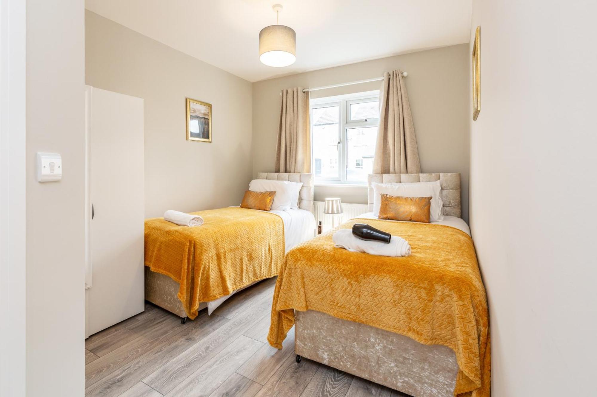 Dartford, Kent - Modern 2Bd 2Bath En-Suite Bungalow M25 Bluewater Exterior foto