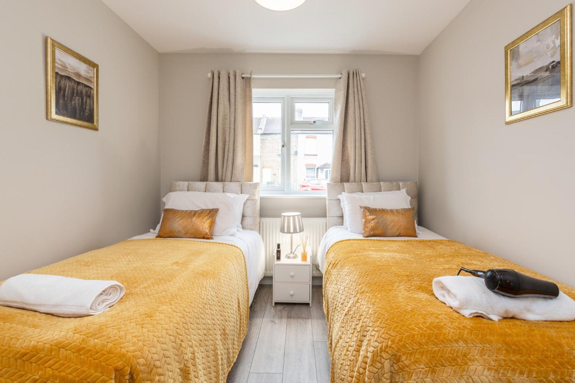 Dartford, Kent - Modern 2Bd 2Bath En-Suite Bungalow M25 Bluewater Exterior foto